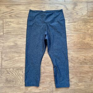 Nike Crop Leggings Sz L Black Heather Sculpt Hyper Tight Fit High Rise Training